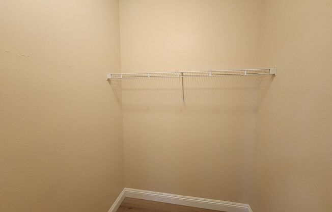 2 beds, 2 baths, $1,400, Unit Unit #1009
