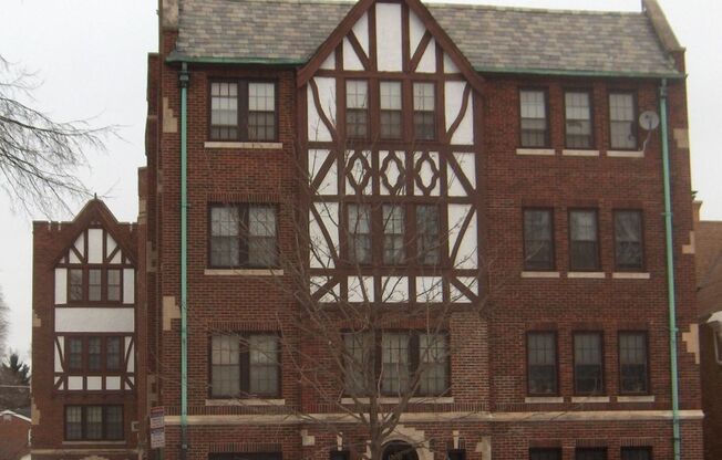 297 - *1317-21 Washington Building*