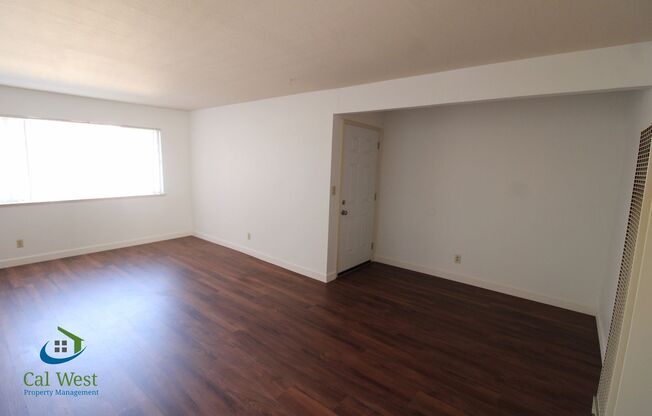 2 beds, 1 bath, $2,495, Unit 4