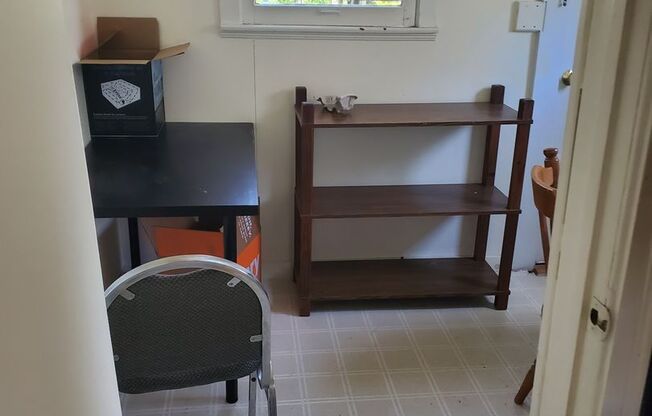 Studio, 1 bath, 164 sqft, $900, Unit 03A