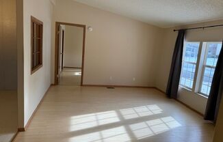 3 beds, 2 baths, $1,850