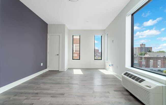 2 beds, 2 baths, 1,360 sqft, $4,200, Unit MIL-5B