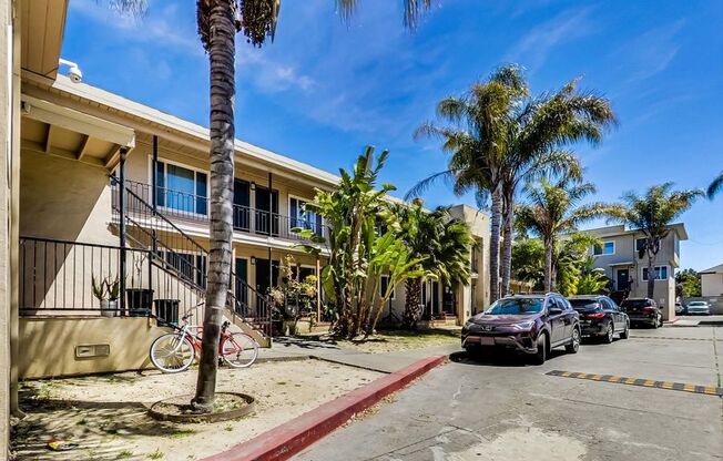 1744 27 AVE