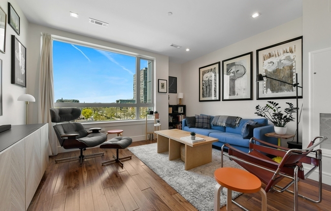 1 bed, 1 bath, 776 sqft, $3,700, Unit 315