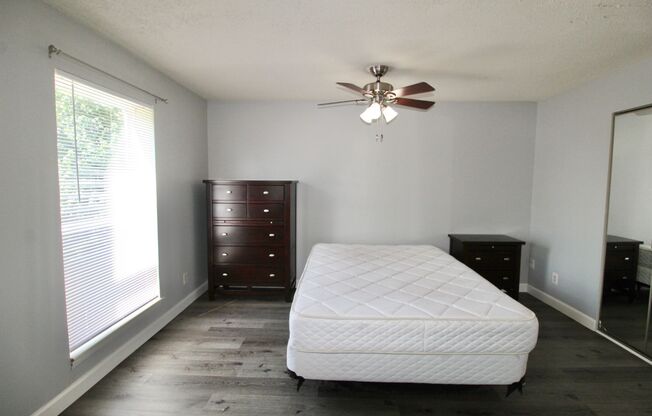 2 beds, 2 baths, $750