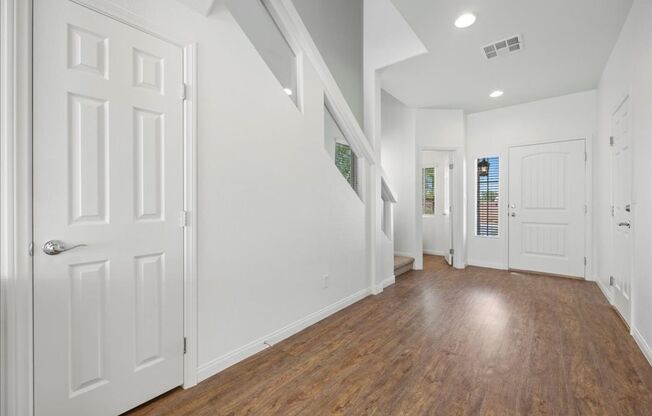 Stunning Southwest Las Vegas Home For Lease!