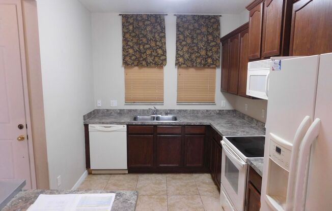 2 beds, 2.5 baths, $2,100