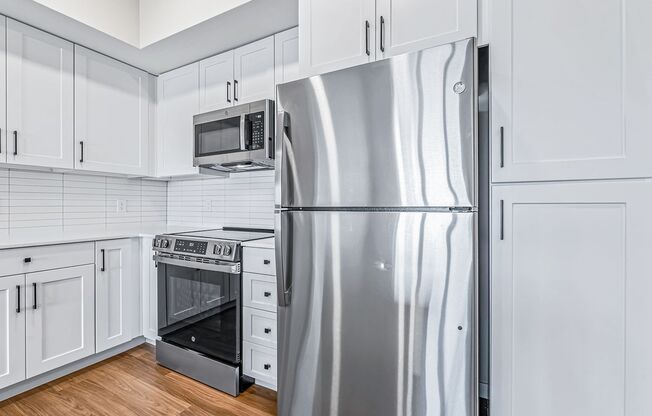 3 beds, 2 baths, 1,275 sqft, $1,999, Unit 1-206