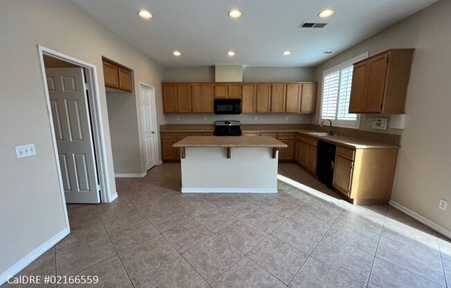 Eastvale 4 bedroom Home