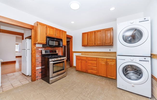 17 PURITAN RD