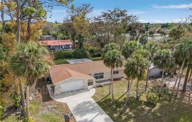 2326 DAVIS BLVD