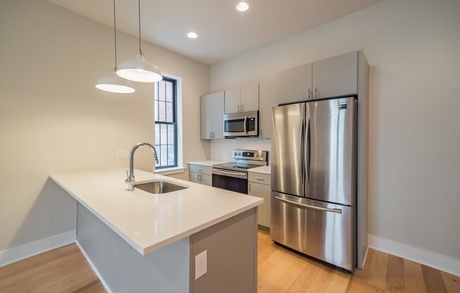 5015 WEST