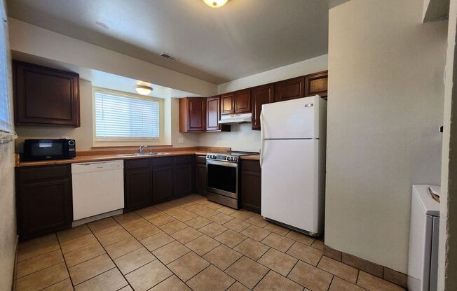 1019 MAZATLAN CIRCLE