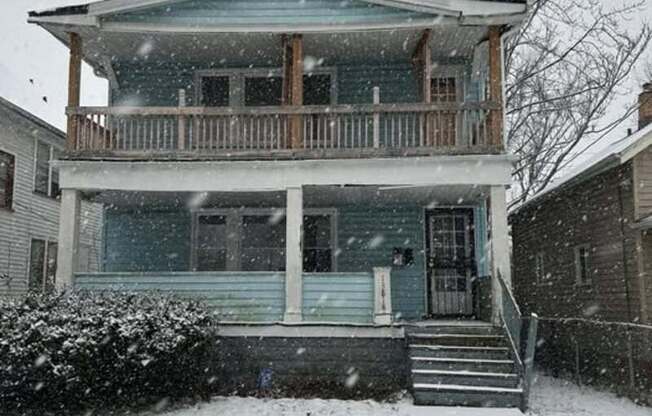 13818 DURKEE AVE