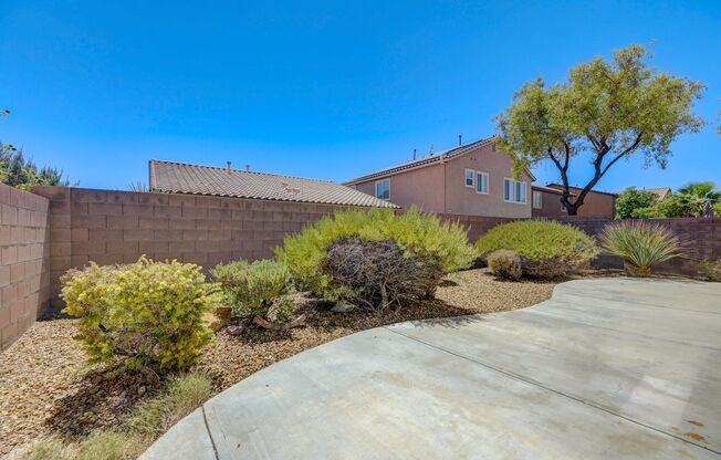 3 beds, 2 baths, $1,795