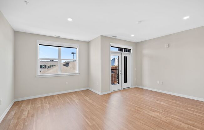 Studio, 1 bath, 548 sqft, $1,820, Unit 403