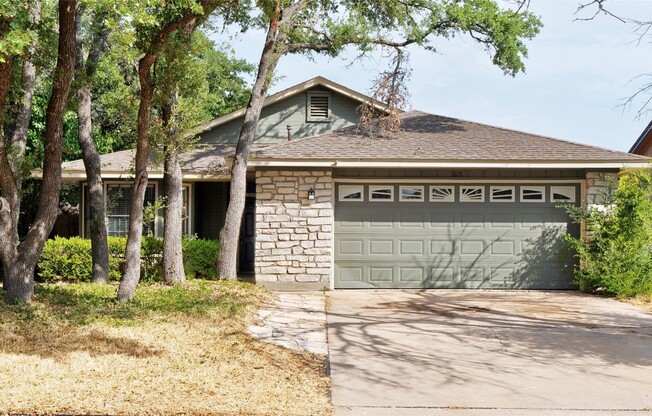 605 RUSSET VLY DR