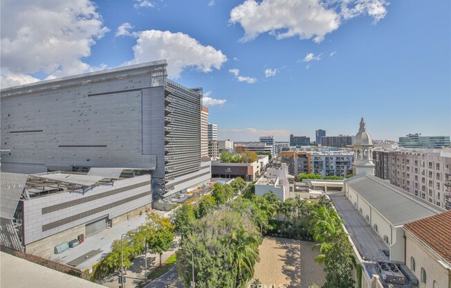 Studio, 1 bath, 790 sqft, $2,400, Unit 803