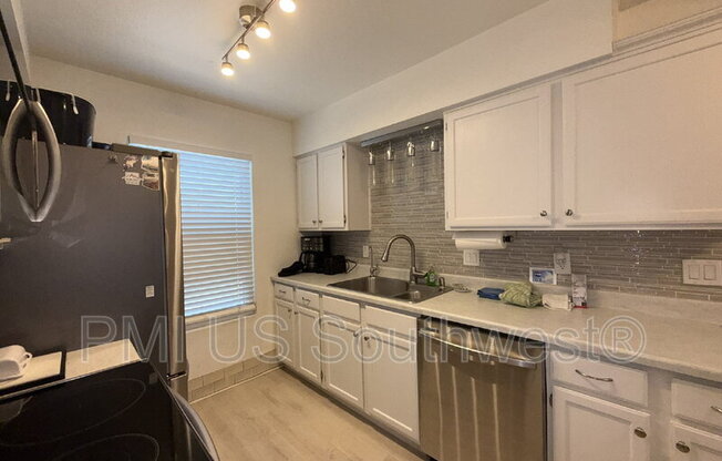 1280 MOHAVE DR