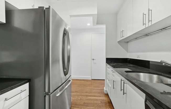 1 bed, 1 bath, 822 sqft, $5,050, Unit 3C