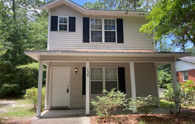 3 Bedroom 2 Bath House on Hillsdale Drive