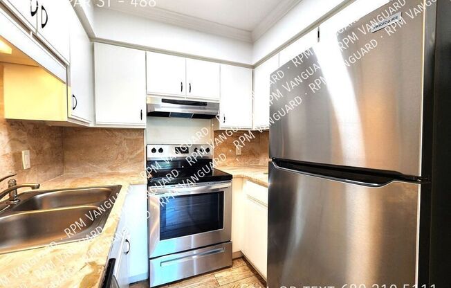 488 W PARCELAS ST