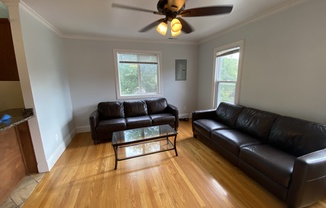 310 N 1st St Apt 1