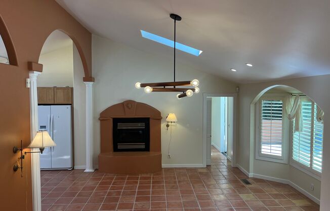 PRICE IMPROVEMENT! $5588 - Amazing North Bay Oasis in coveted area of East Santa Rosa w/outdoor pool and hot tub