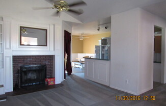 3 beds, 2 baths, $1,595