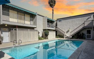 One Bedroom in Pacific Beach!!