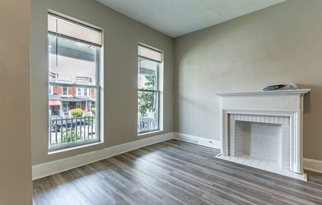 3-Bed, 1-Bath Home with High Ceilings and Spacious Rooms