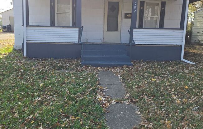 2 beds, 1 bath, $1,000