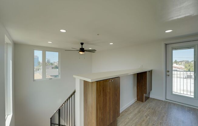 Studio, 1 bath, 530 sqft, $2,495, Unit 205
