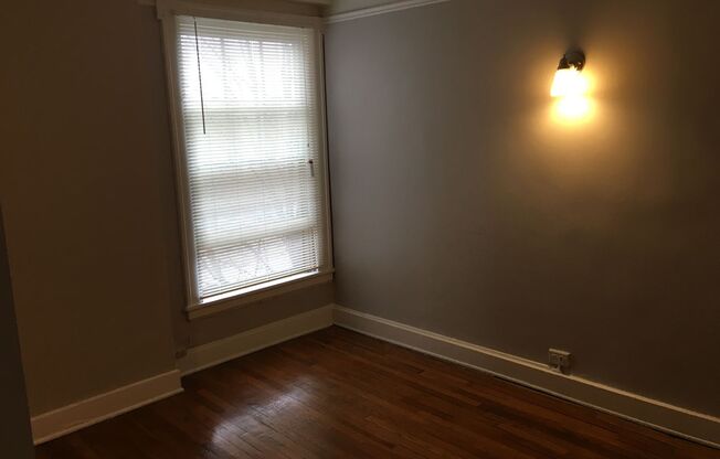 2 beds, 1 bath, 962 sqft, $1,475, Unit 3C