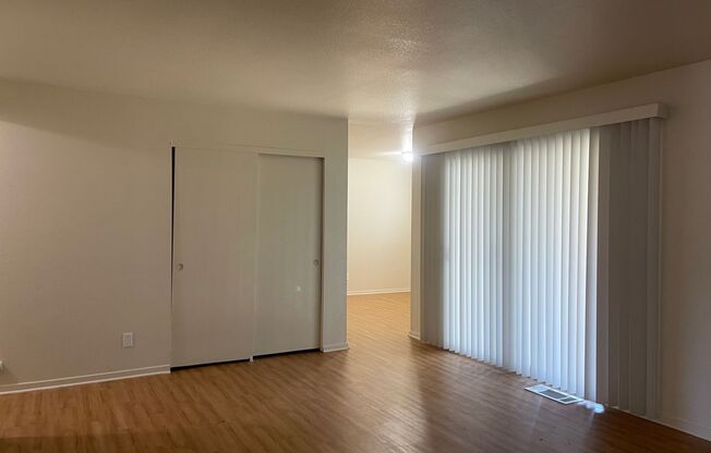 1000 &amp; 1030 Del Sol Place