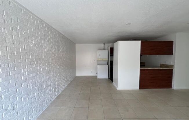 1755 Forest Hill Blvd West Palm Beach, FL 33406