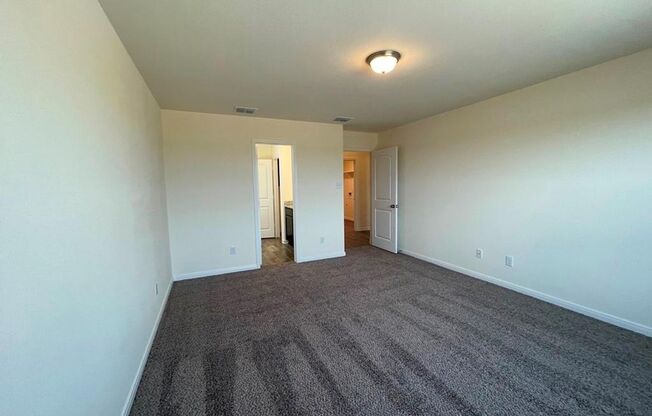 3 beds, 2 baths, $1,750