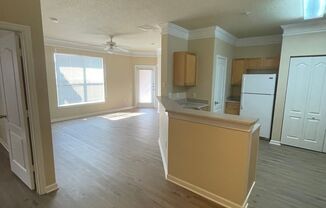 2 beds, 2 baths, $1,800, Unit Unit 305