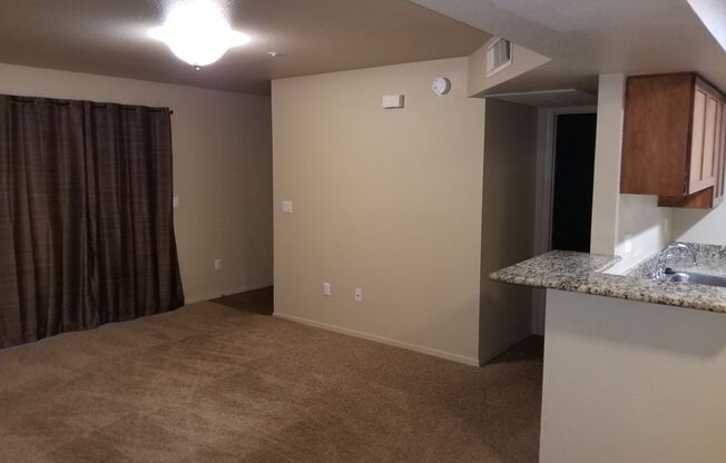 2 beds, 2 baths, $1,700