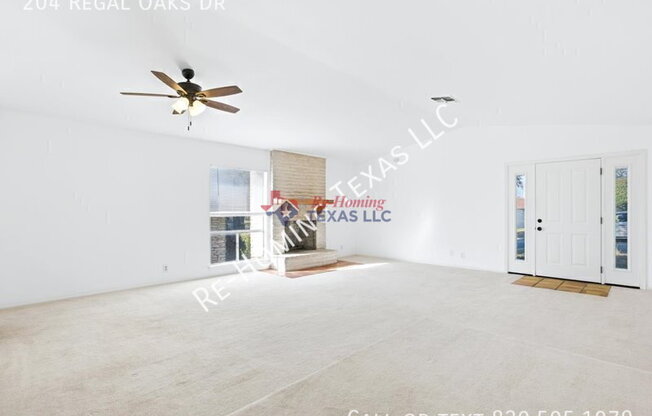 204 REGAL OAKS DR