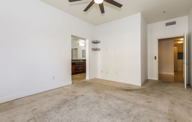 3 beds, 2 baths, $3,800, Unit UNIT # 201