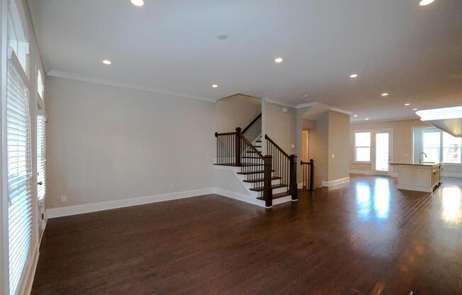 1923 MORRISON DR