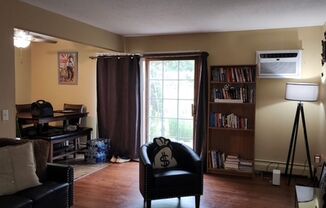 1 Bedroom Condo in Hopkins