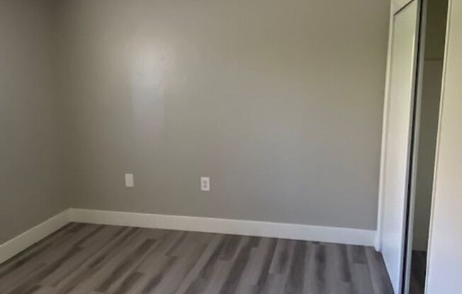 2 beds, 1 bath, 860 sqft, $1,995, Unit 10174B