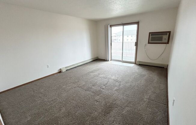 2 beds, 1 bath, 815 sqft, $865, Unit 1415-304