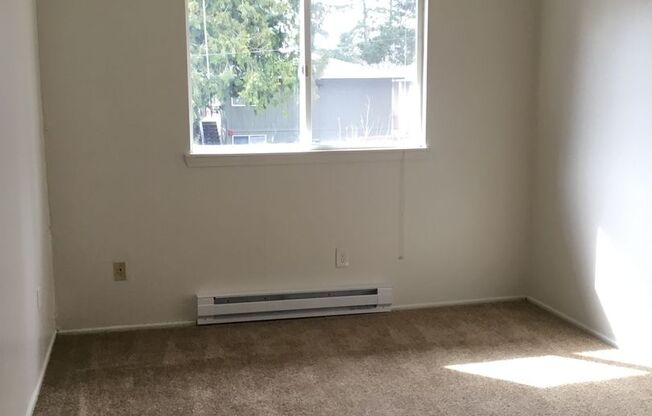 2 beds, 2 baths, 847 sqft, $1,550, Unit 15