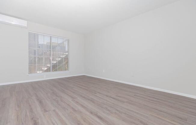 1 bed, 1 bath, 662 sqft, $999