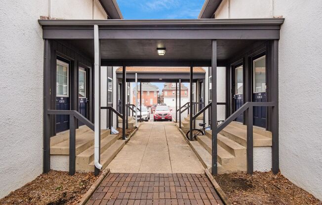 1 bed, 1 bath, $970, Unit 66 D3