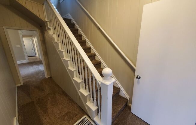 4 Bedroom, 1 Bathroom home just South of Downtown!