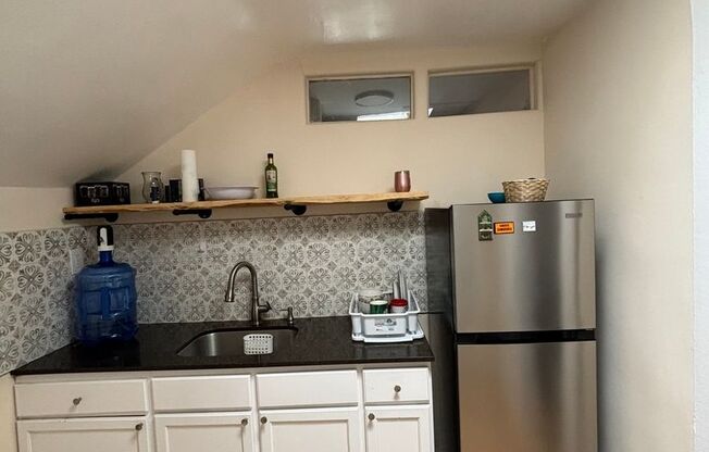 1 bed, 1 bath, 500 sqft, $875, Unit #4